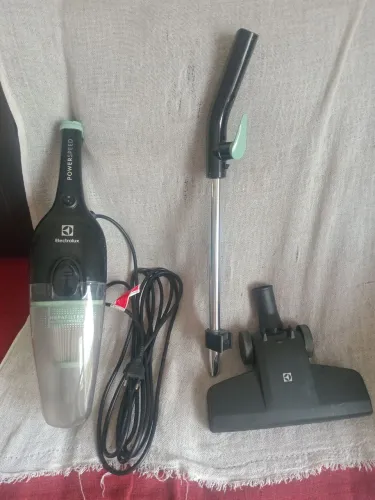 Vendo aspirador dd po usado