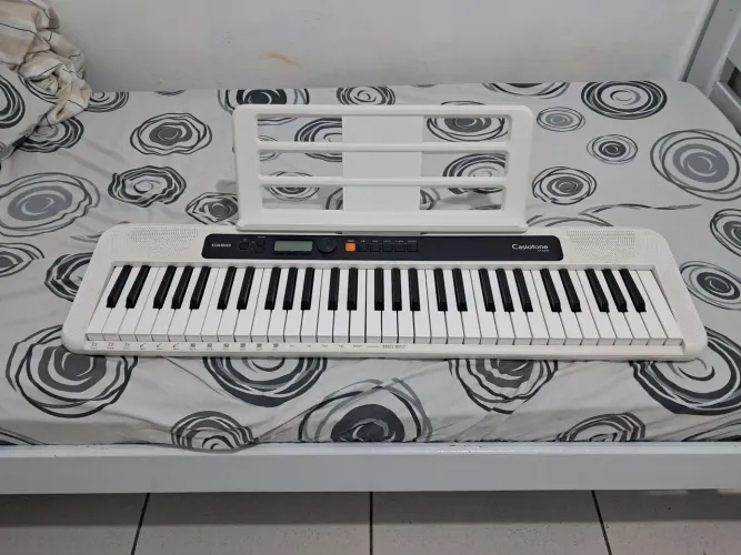 Teclado Casiotone CT-S200