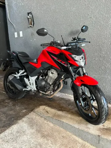 CB 300F TWISTER ABS