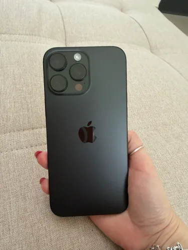 iPhone 16 pro max 1 preto