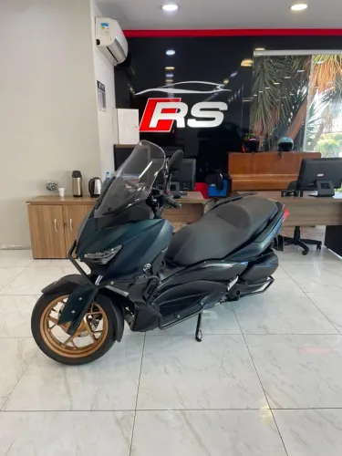 XMAX 250 ABS