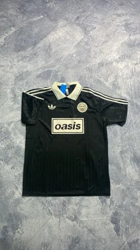 Camiseta Oasis x Adidas 25/26 - Torcedor Masculina (GG)