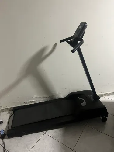 Esteira elétrica para exercícios