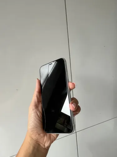 IP XR 128 GB