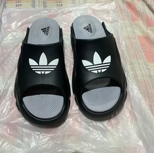 Chinelo Adidas