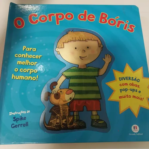 O corpo de Bóris livro com pop-ups