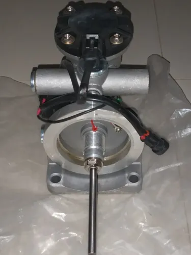 Bomba Elétrica Diesel 12V/5A S/Filtro Volks 15180/17180/710 (2S0201512)