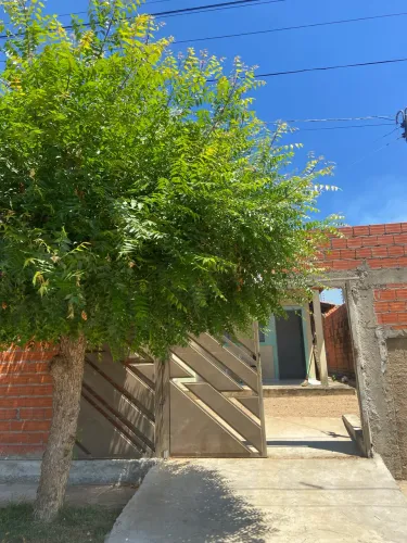 Vende-se Casa Eduardo Costa