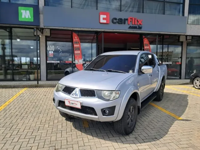 Mitsubishi L200 Triton HPE 3.5 CD V6 24V Flex Aut. 2012