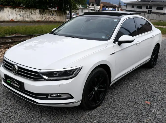 Volkswagen Passat Highline 2.0 TSI 220cv Tip. 2018