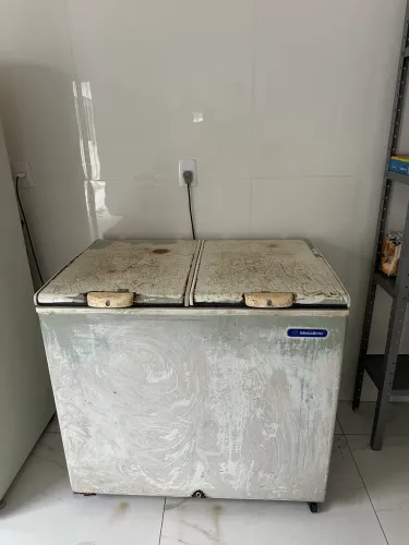 Freezer metalfrio