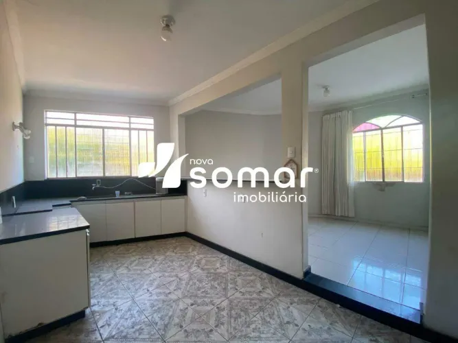 Casa para aluguel, 2 quartos, 1 vaga, São Sebastião - Divinopolis/MG