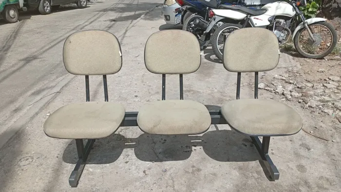 Trio de cadeiras