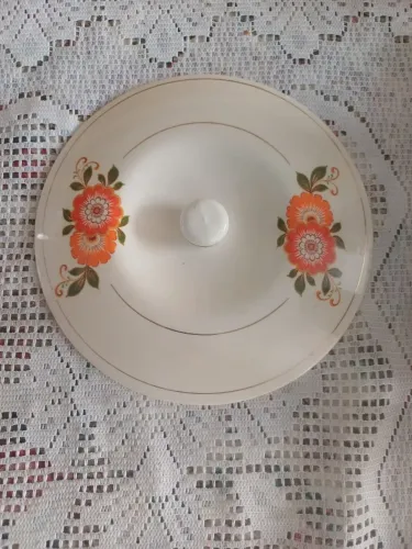 Tampa de porcelana antiga anos 60