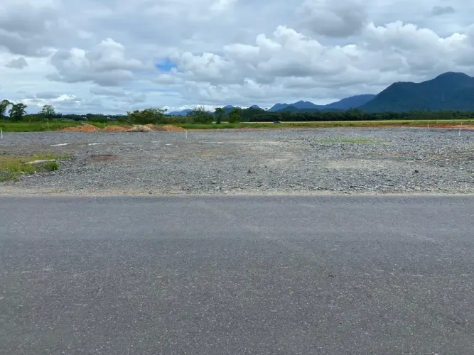 Locação de área plana com 10.000m² no bairro Vila Nova - Joinville - SC