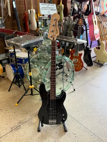 Baixo Squier Affinity series PJ Indonésia