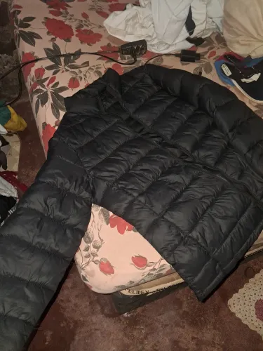 VENDO BOBOJACO PRETO, NOVO NOVO. TAMANHO G... *.