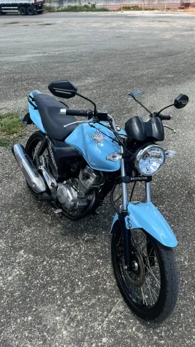 Titan 150 2012, vendo ou troco.