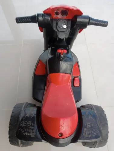 Moto elétrica infantil bandeirante 2 marcha 6v