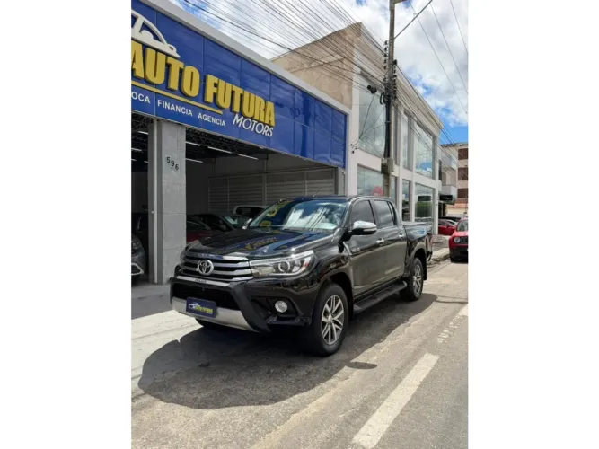 Toyota Hilux CD SRX 4X4 2.8 TDI 16V Diesel Aut. 2016