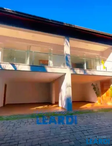 CASA EM CONDOMÍNIO - Arujázinho I, II e III - SP