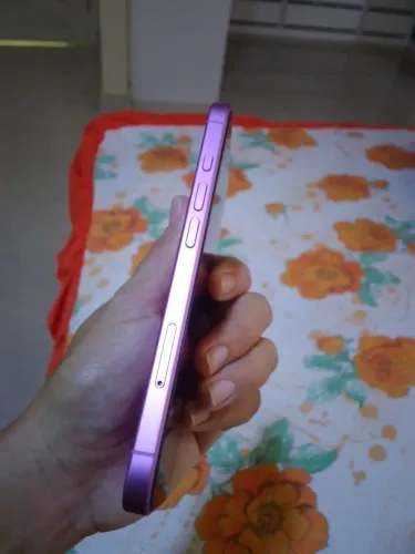 Apple iPhone 16 128GB Rosa saúde da bateria: 100% utilizado por 1 mês