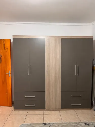 Guarda Roupa 