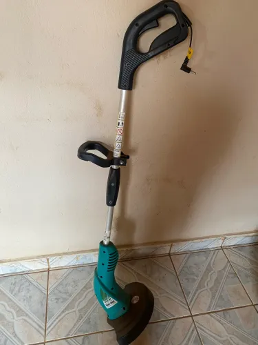 Vendo roçadeira 1500 watts