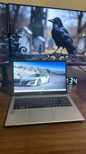 Notebook Acer Core i3 12ª Geração, 8GB DDR5, SSD 256GB NVMe - Rápido e Pronto para Uso