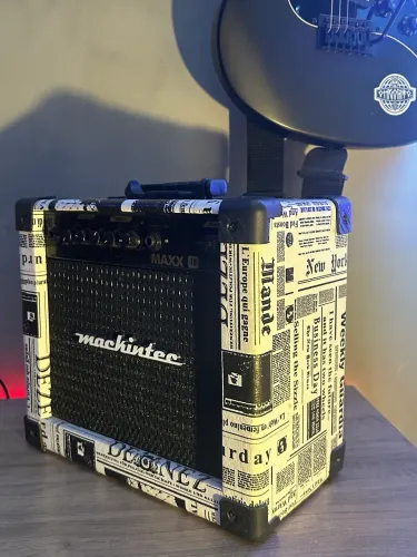 Amplificador Para Guitarra Violão Mackintec Maxx 15 Jornal Envelhecido