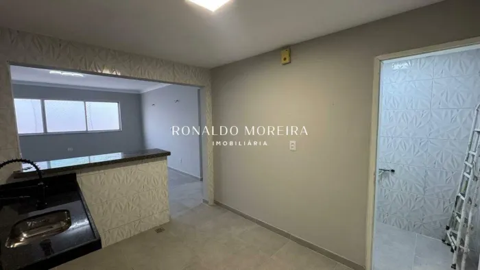 Apartamento à venda no Edificio Marcia 151 m², 3 suítes e closet no Morada do Sol