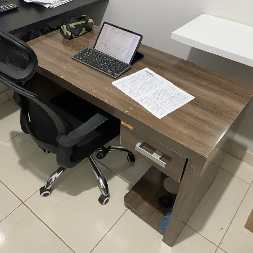 Escrivaninha em MDF mesa para estudos e trabalho