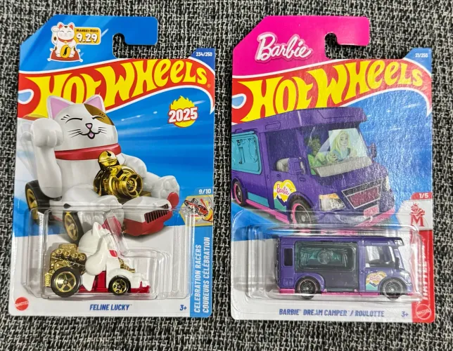 Hotwheels feline lucky e barbie, valor unitário 