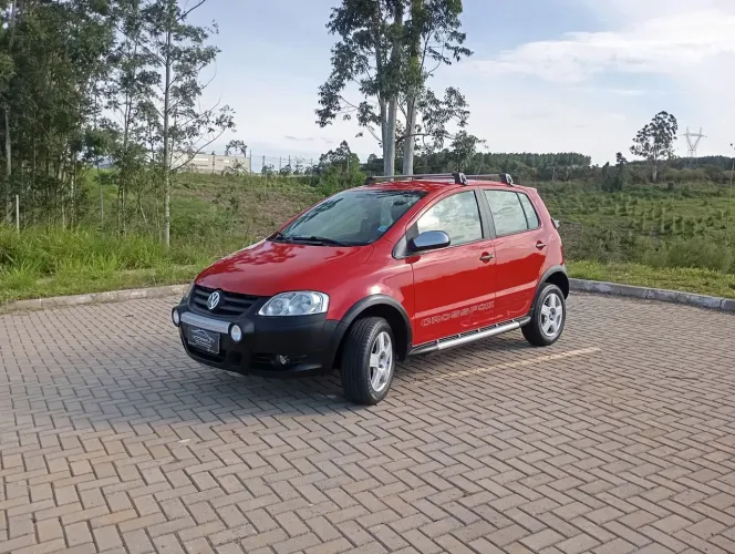 Volkswagen Crossfox 1.6 MI Total Flex 8V 5P 2009