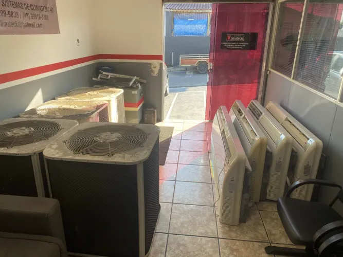 Ar condicionado Split piso teto 60.000 btus 380v KOMECO