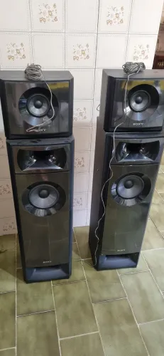 Caixas torre SONY