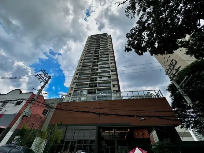 LINDO STUDIO, DECORADO E MOBILIADO, ANDAR ALTO COM VISTA ESPETACULAR, NO YBY IBIRAPUERA DA