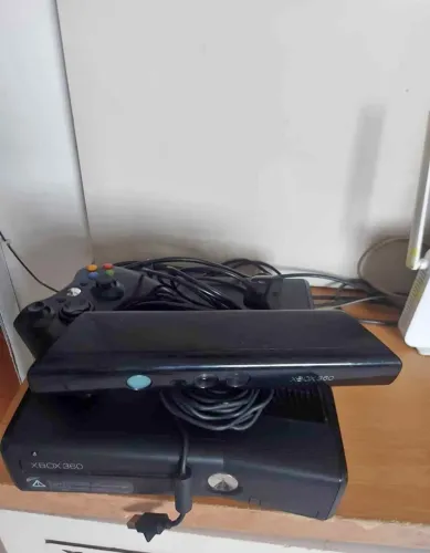 X box 360+Kinect