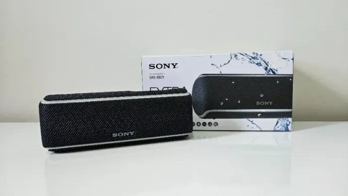 Caixa de Som Bluetooth Sony SRS-XB21 Extra Bass | IP67 | NFC | Completa na Caixa