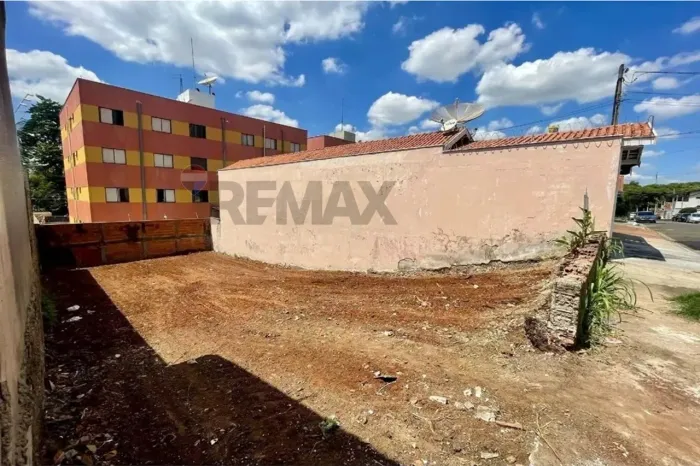 Terreno Residencial à Venda em Nova América, SP