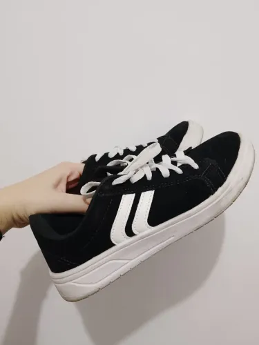 Tênis feminino tamanho 36