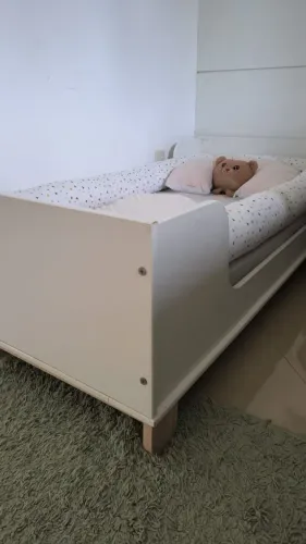 Cama Montessori 0 a 7 anos com colchão