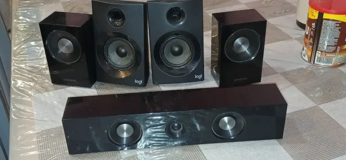 Caixas de home teacher Sansung  e logitech