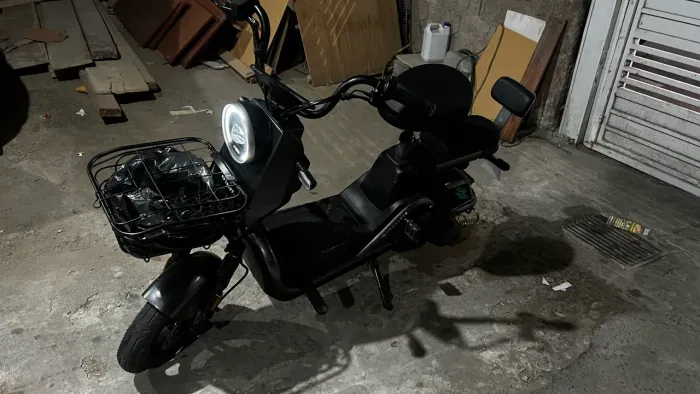 Moto elétrica marca e-bike 800w