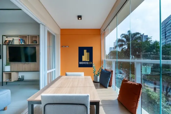 Studio à venda em São Paulo-SP, Campo Belo: 1 quarto, 1 banheiro, 1 vaga, 40m² de área!
