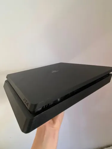 PlayStation 4 slim