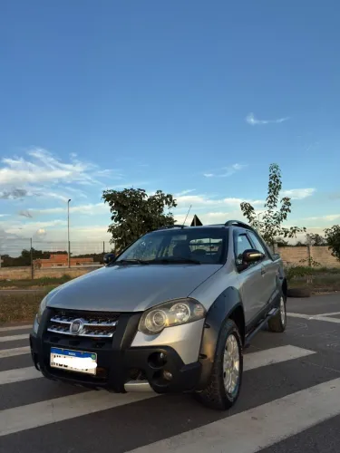 Fiat Strada Adventure1.8/ 1.8 Locker Flex CD 2010