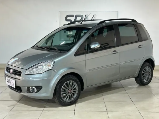Fiat Idea Attractive 1.4 Fire Flex 8V 5P 2013