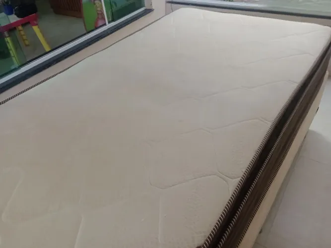 Vende-se cama solteirao