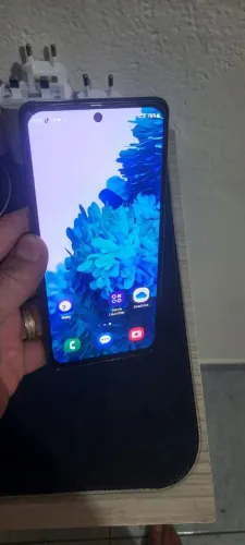 Samsung S20 FE 5G 256GB 8GB RAM Processador Snapdragon
